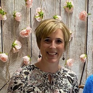 Meet your Posher, Stephanie